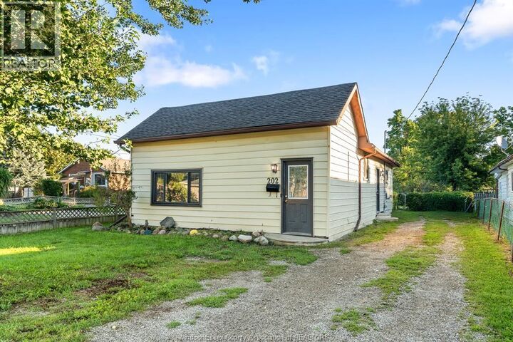 Property Photo: 202 Sandys Street ON N7L 3P8