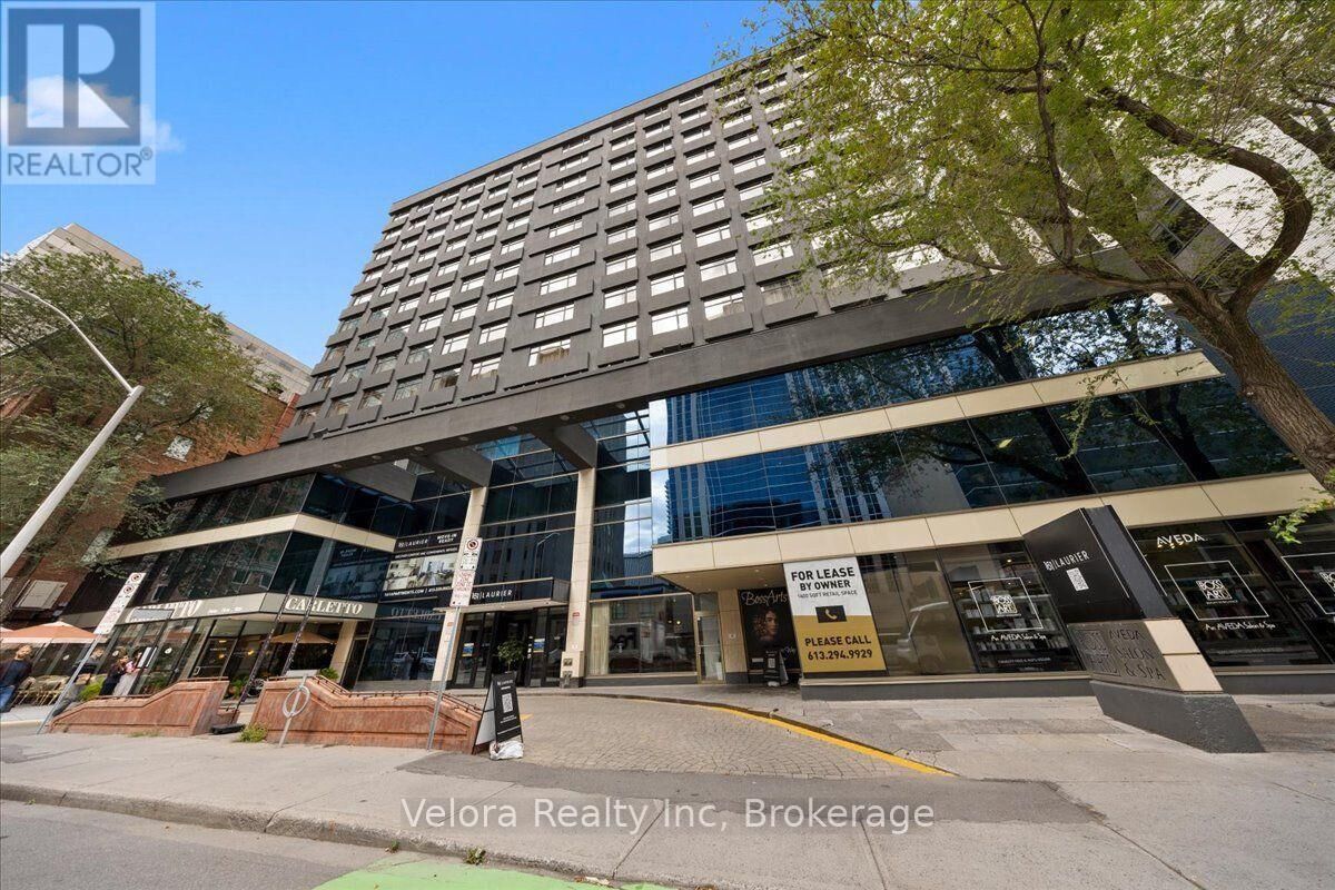 Property Photo:  161 Laurier Avenue West 1304  ON K1P 5J2 