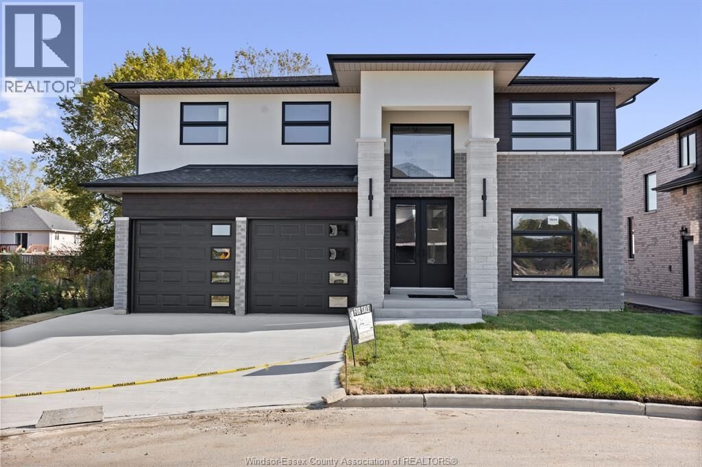 Property Photo: 1213 Campana Crescent ON N8L 0K4