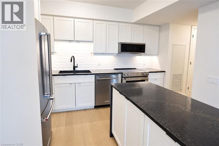 Property Photo:  93 Arthur Street South 1206  ON N1E 0T3 