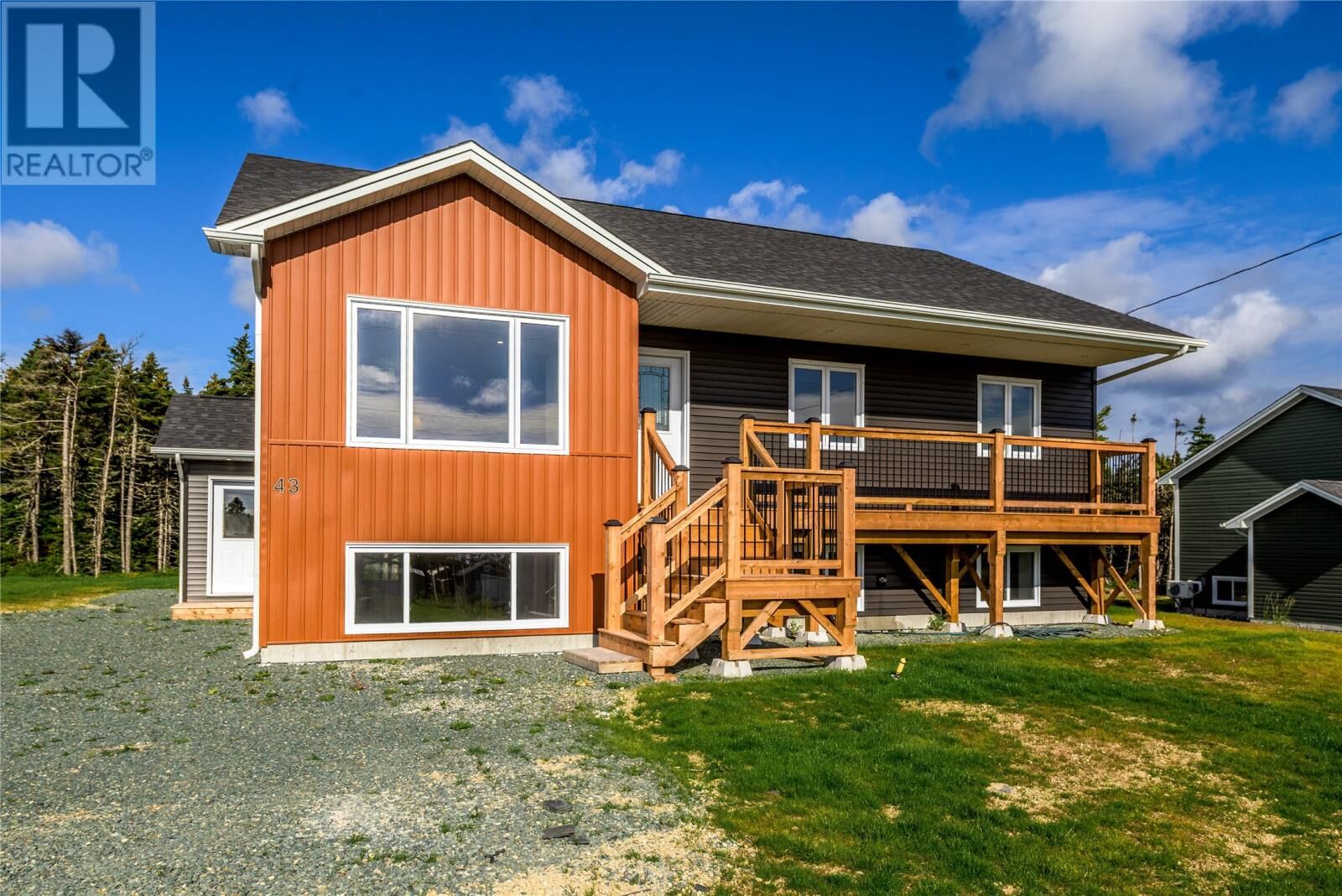 Property Photo:  43 Huberts Place  NL A1K 0B3 