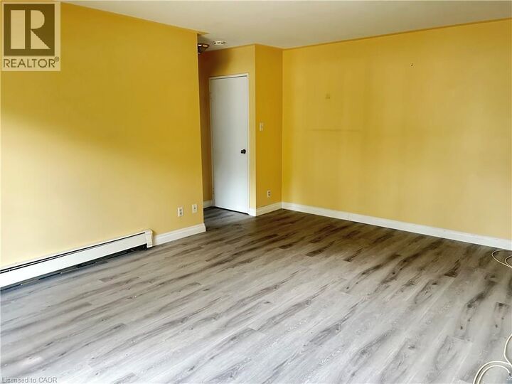 Property Photo:  54 Country Hill Drive 103  ON N2E 1R7 
