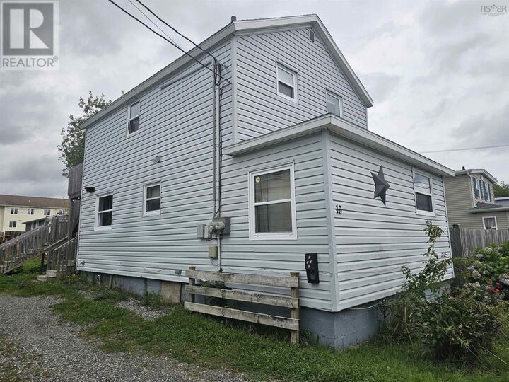 Property Photo:  10 Manning Street  NS B2A 1Z5 