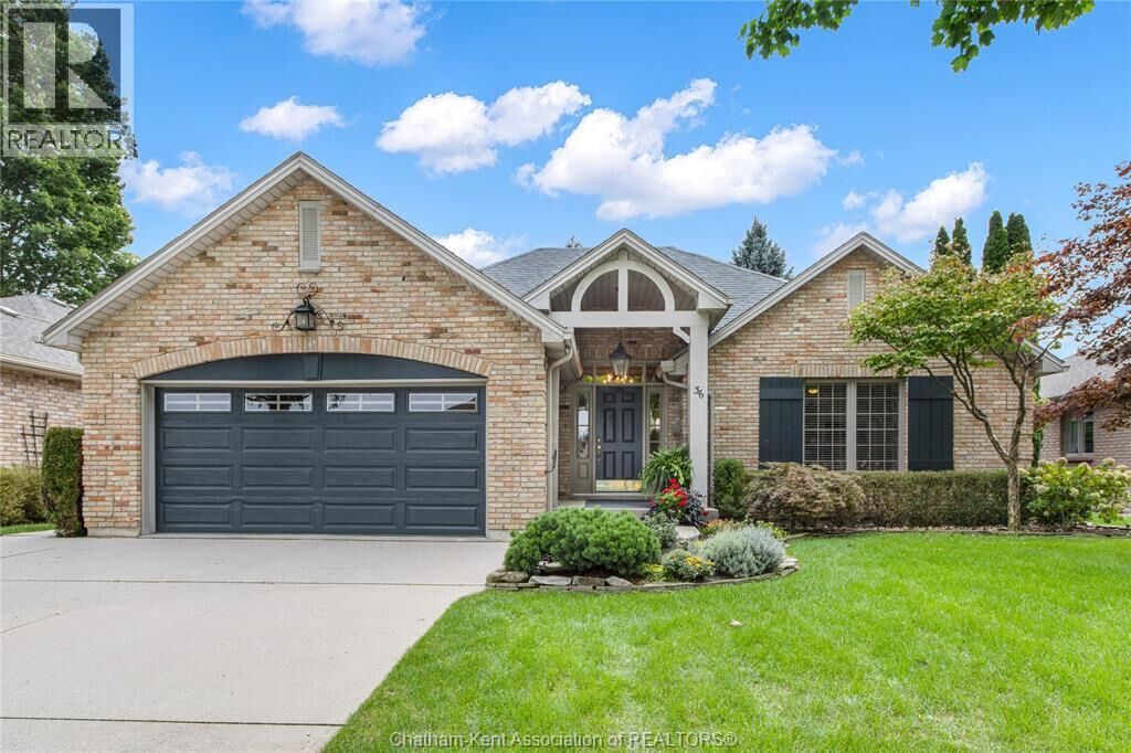 Property Photo: 36 Henry O' Way ON N7L 5M6