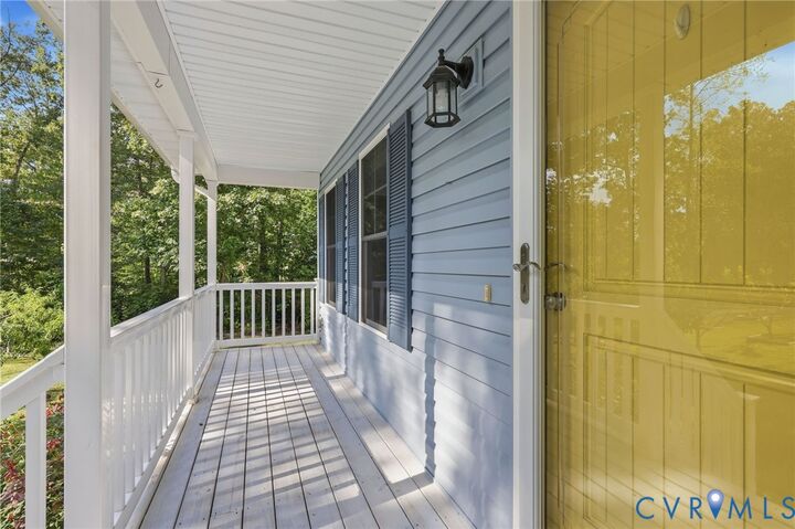 Property Photo:  15719 Chantry Drive  VA 23838 