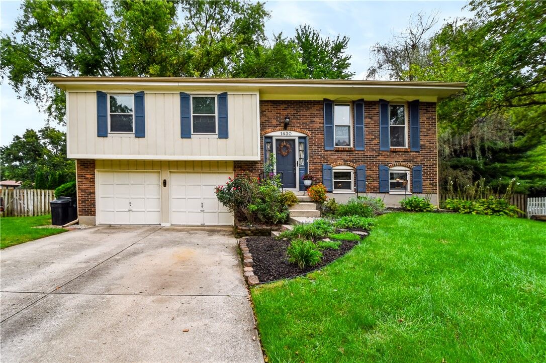 Property Photo:  1430 Birch Bark Court  OH 45440 