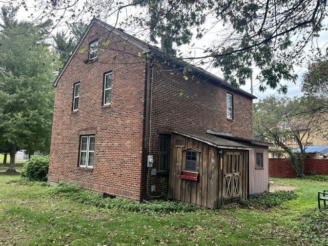 Property Photo: 519 Delaware Avenue PA 16505