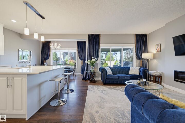 Property Photo:  3625 Keswick Boulevard SW  AB T6W 3S5 