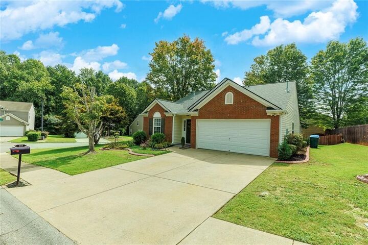 Property Photo:  334 Westminster Drive  GA 30114 