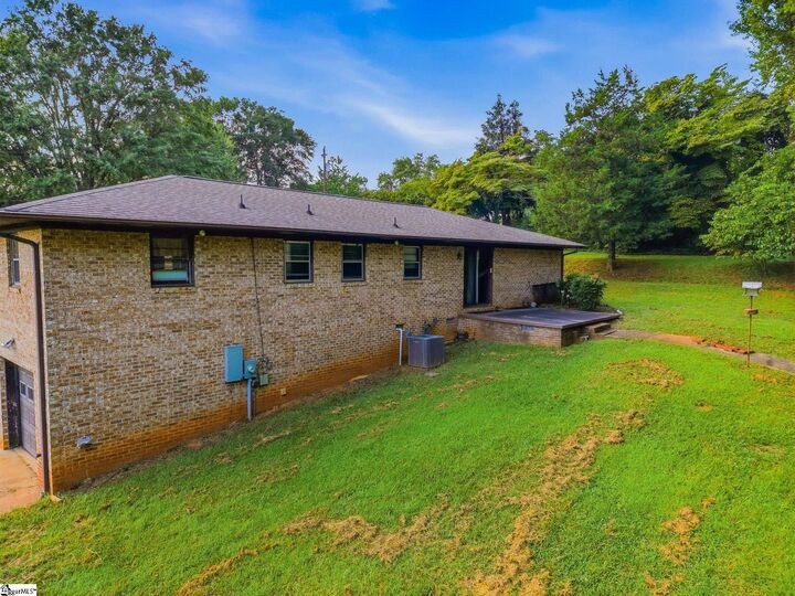 Property Photo:  108 Apple Drive  SC 29657 