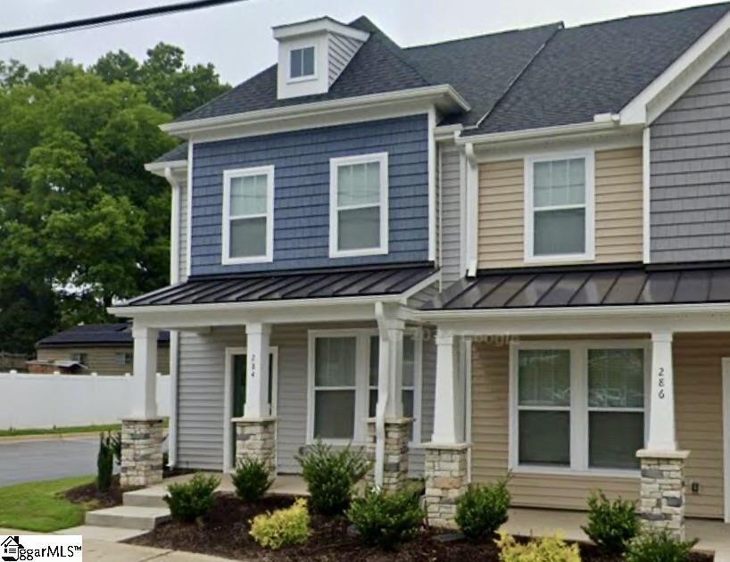 Property Photo:  284 E Hayne Street  SC 29388 