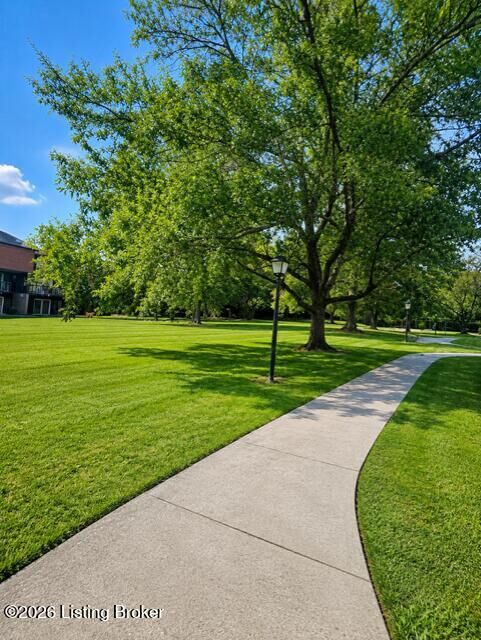 Property Photo: 3503 Lodge Ln Apt 307 KY 40218