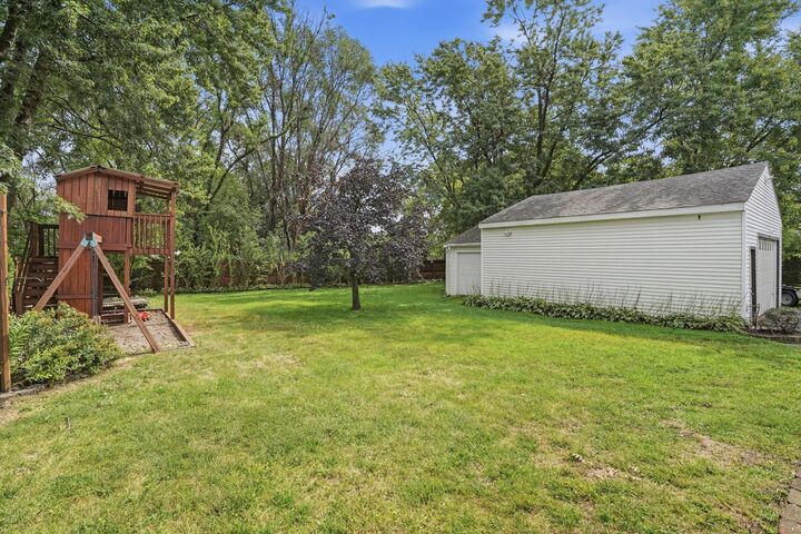 Property Photo:  2525 Colfax Street  IN 46406 