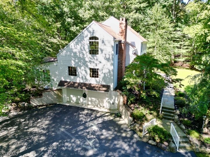 Property Photo:  463 Laurel Ln  NJ 07405 