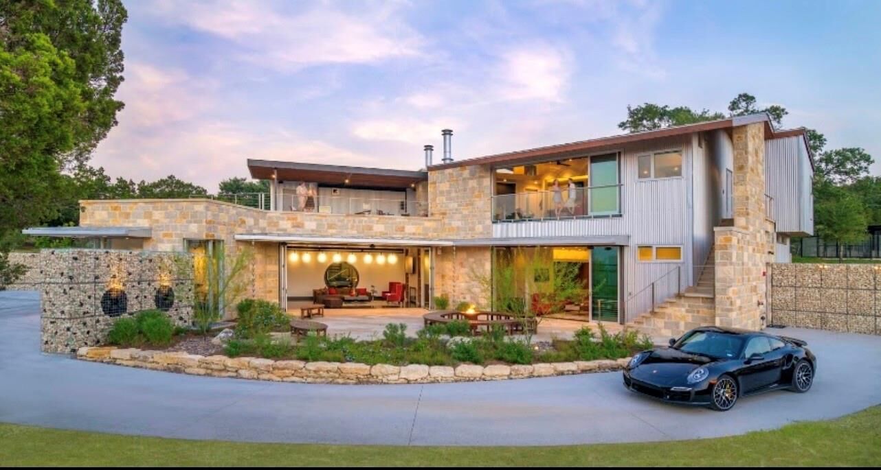 Property Photo: 3711 Fm 484 TX 78133