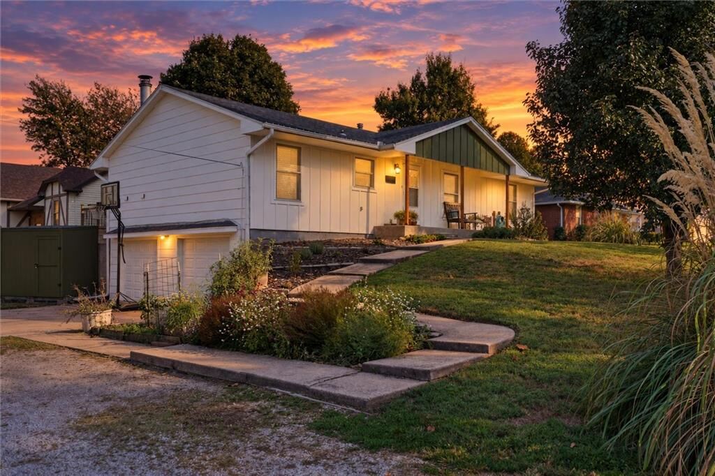 Property Photo:  3864A Cr 3790 N/A  KS 67301 
