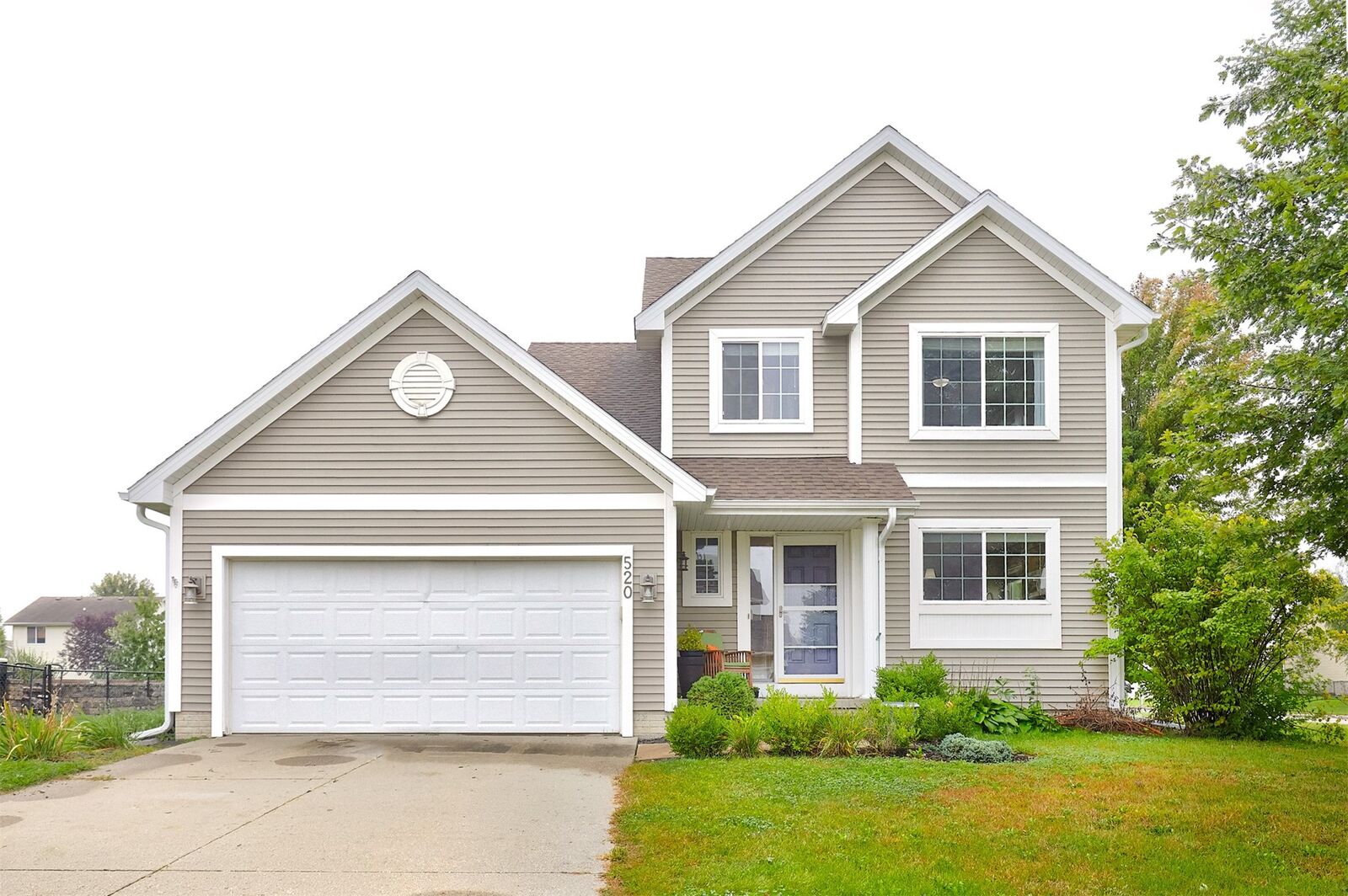 Property Photo: 520 SE Murphy Drive IA 50263