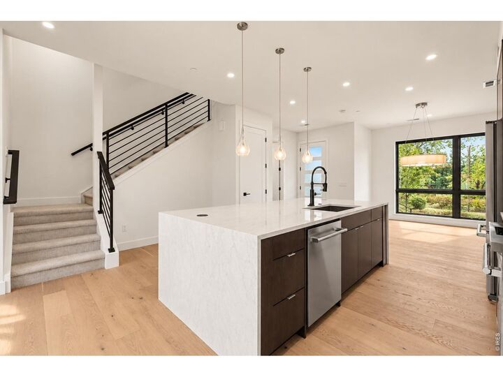 Property Photo: 1160 Violet Ave CO 80304