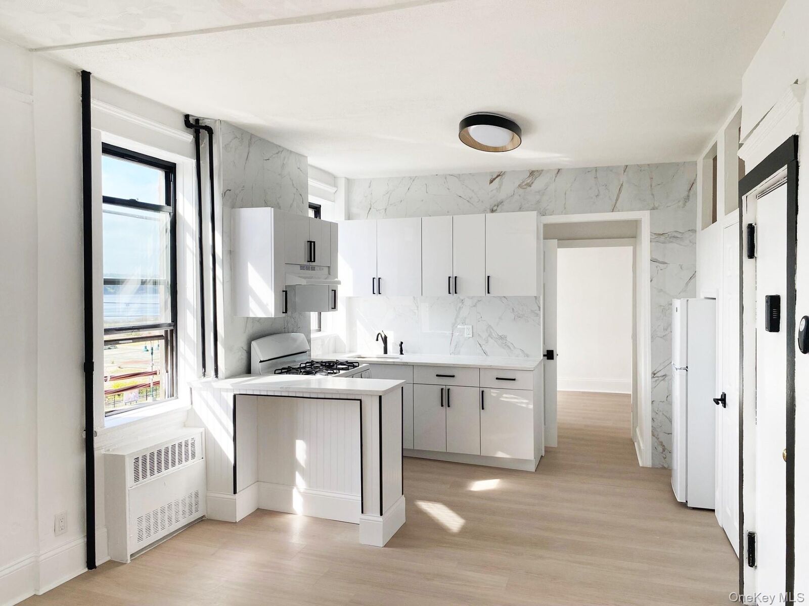 Property Photo:  101 Southside Avenue 1B  NY 10706 