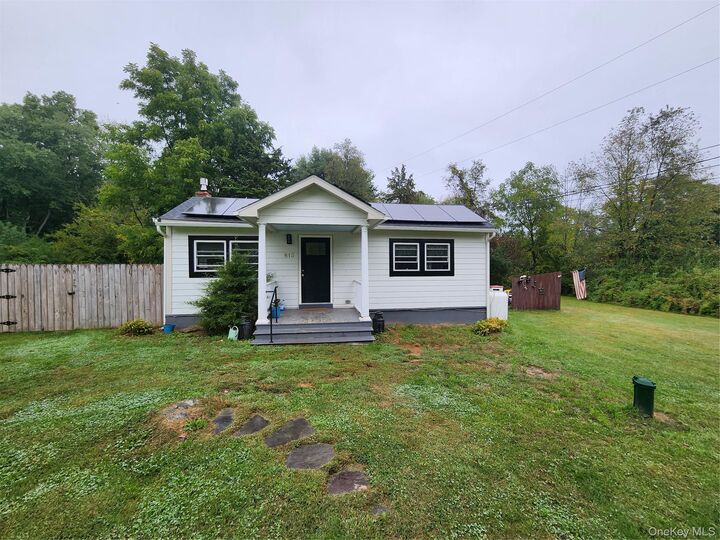 Property Photo:  813 Bulls Head Road  NY 12572 