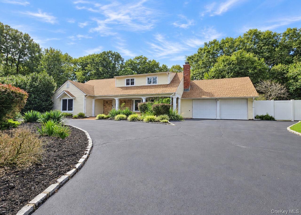 Property Photo: 14 Seabrook Lane NY 11790
