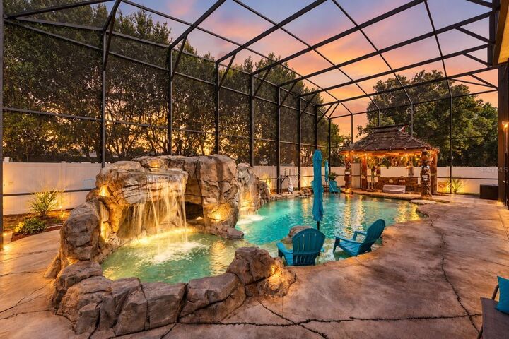 Property Photo: 1308 Azora Drive FL 32725