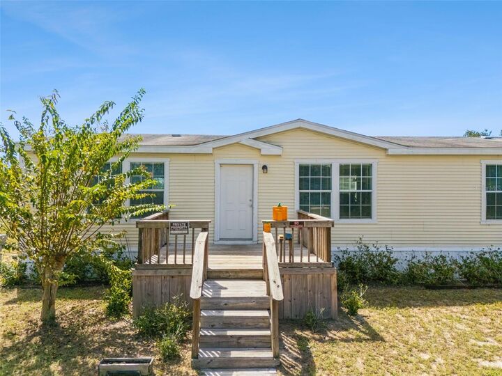 Property Photo:  2478 Buck Board Trail  FL 33898 