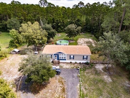 Property Photo: 1225 Hazelnut Street FL 32110