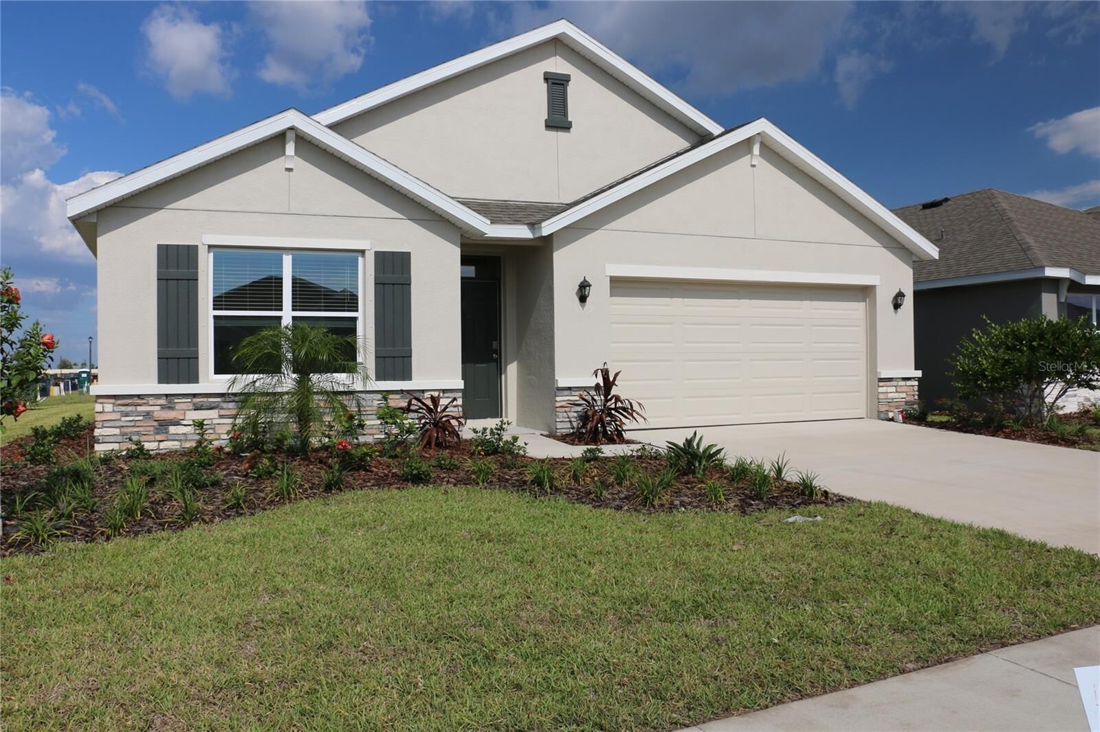 Property Photo:  5119 Adega Way  FL 34211 