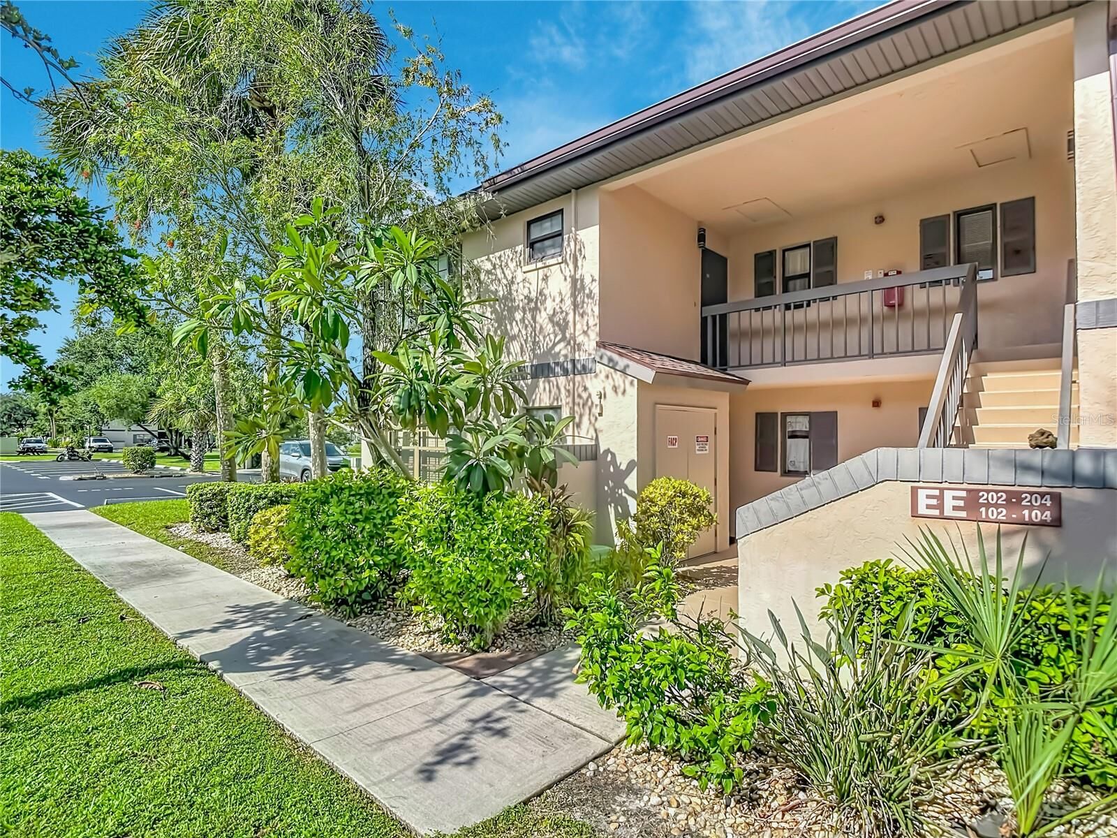 Property Photo:  19505 Quesada Avenue Ee204  FL 33948 