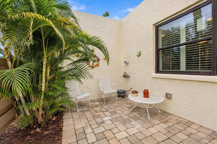 Property Photo:  411 Palm Tree Drive 411  FL 34210 