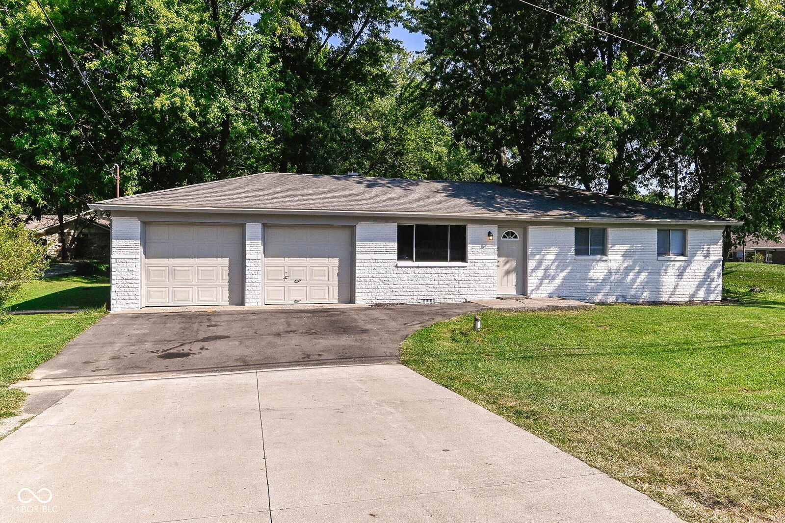 Property Photo:  10056 E 126 Street E  IN 46038 