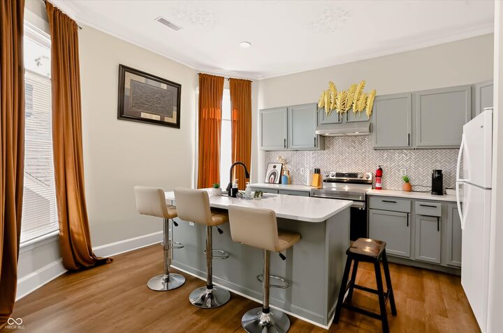 Property Photo: 1728 N Delaware Street C IN 46202