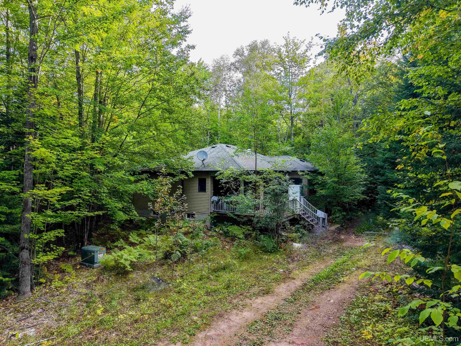 Property Photo: 624 Co Rd Kch Road MI 49855
