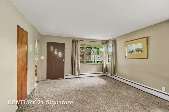 Property Photo:  2520 Hemmeter Road  MI 48603 