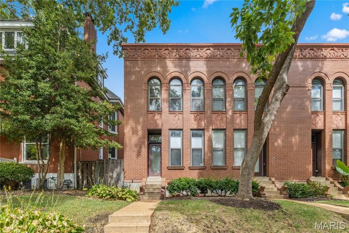 Property Photo:  4343 Laclede Avenue H  MO 63108 