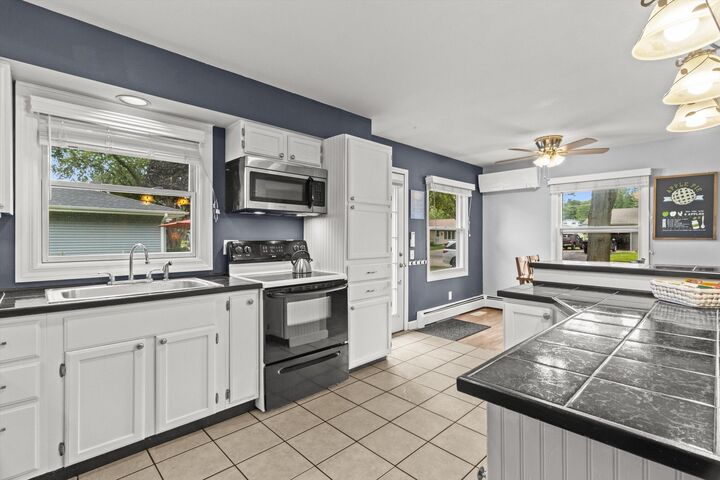 Property Photo:  717 Roby Rd  WI 53589 