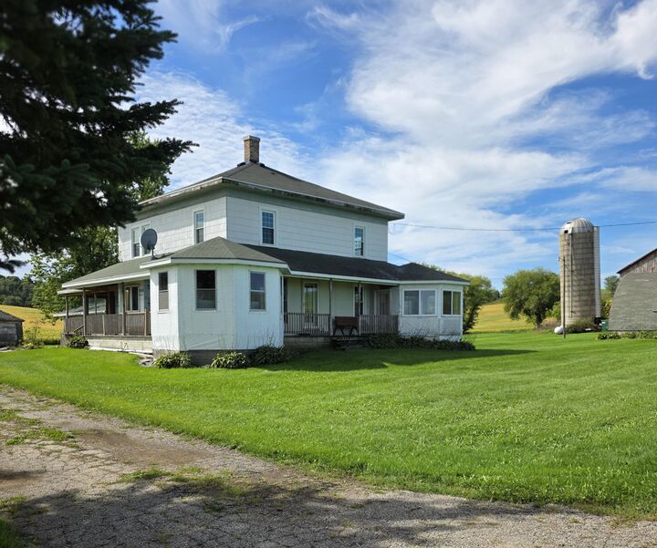 Property Photo: W3222 Sunset Dr WI 53010