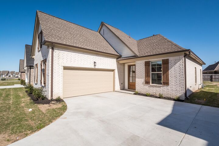 Property Photo:  95 Summer Rose Ln  TN 38068 