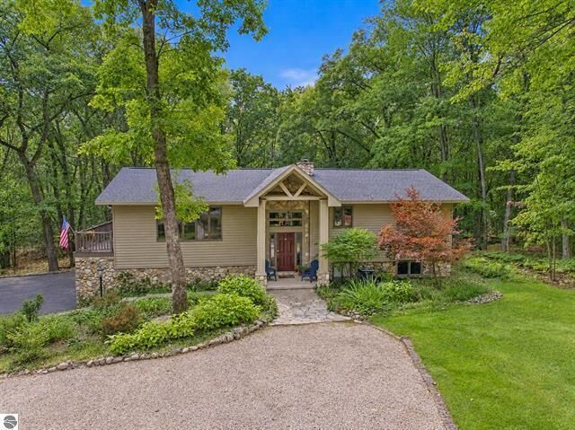 Property Photo: 4954 Timberlawn Court MI 49601