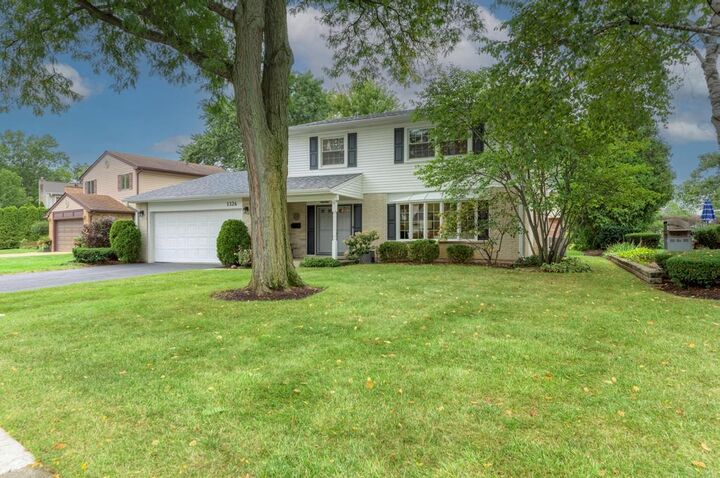 Property Photo: 1326 S Fernandez Avenue IL 60005