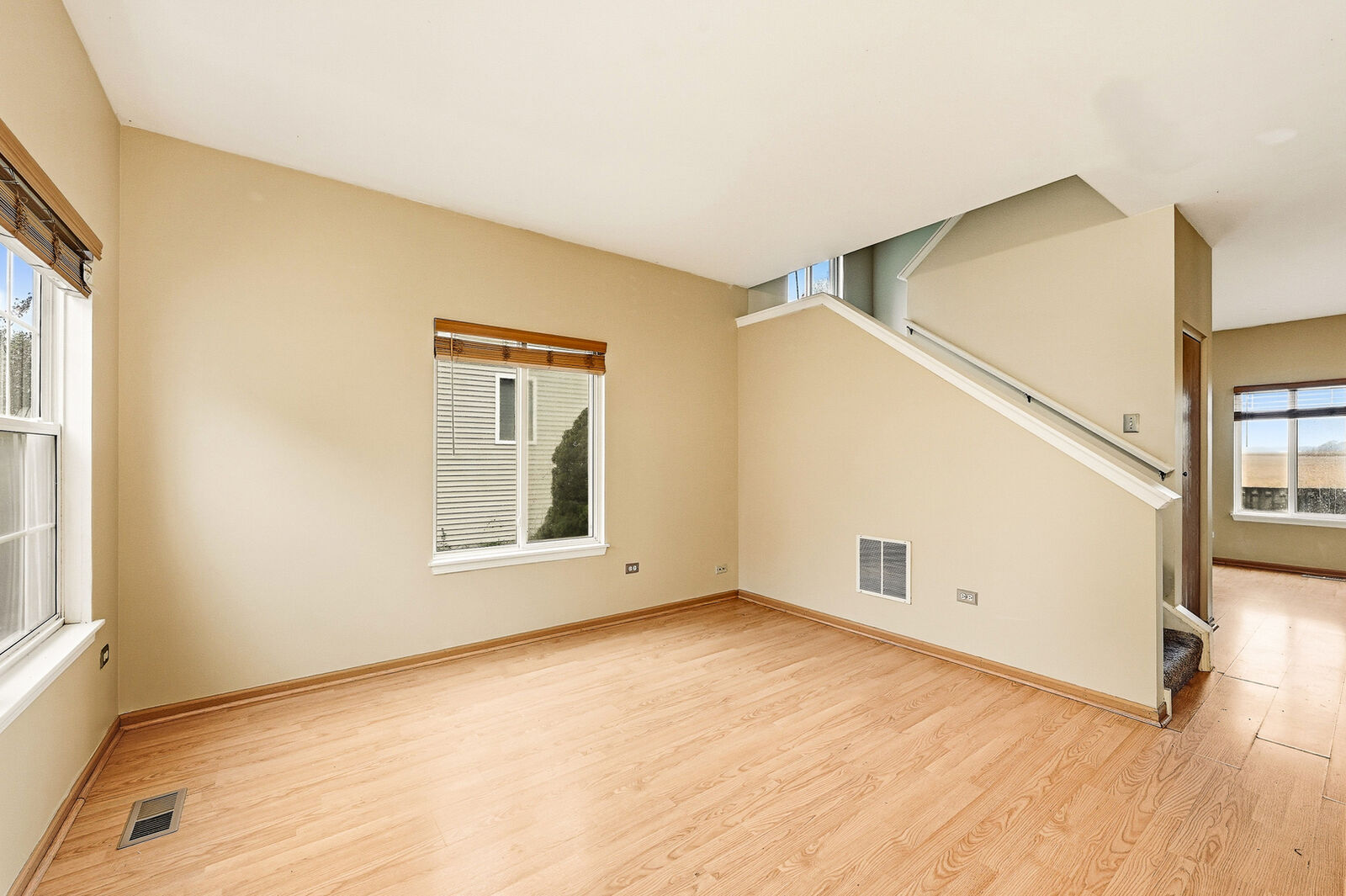 Property Photo: 427 Alyssa Street IL 60545