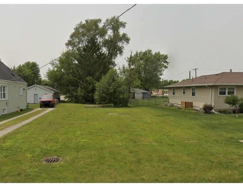 Property Photo: 131 N Church Street IL 60950