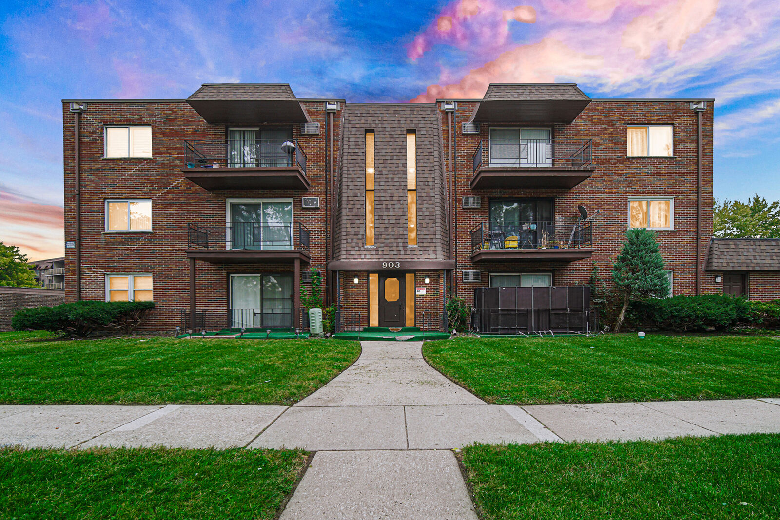 Property Photo: 903 Elder Road 7 IL 60430