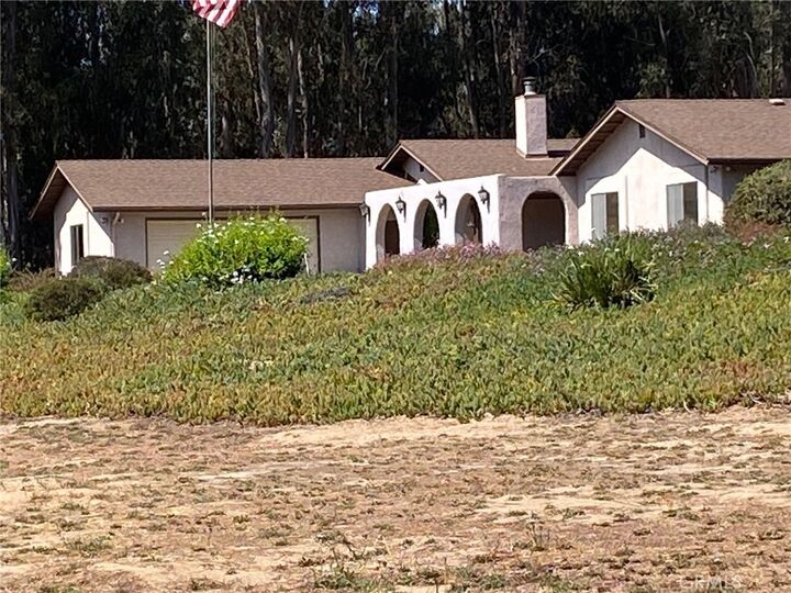Property Photo:  1270 Camino Caballo  CA 93444 