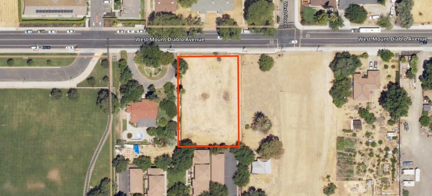 Property Photo: 310 W Mount Diablo Avenue CA 95376