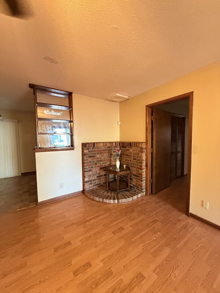 Property Photo:  601 Herb Dr  TN 38464 