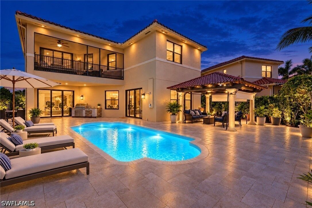 Property Photo:  2759 Cinnamon Bay Circle  FL 34119 