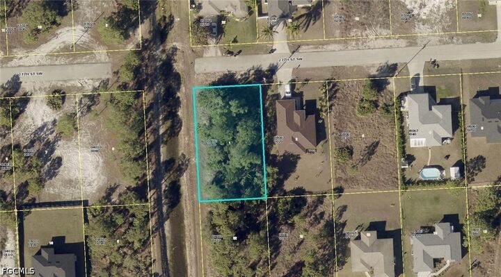 Property Photo: 3421 27th Street SW FL 33976