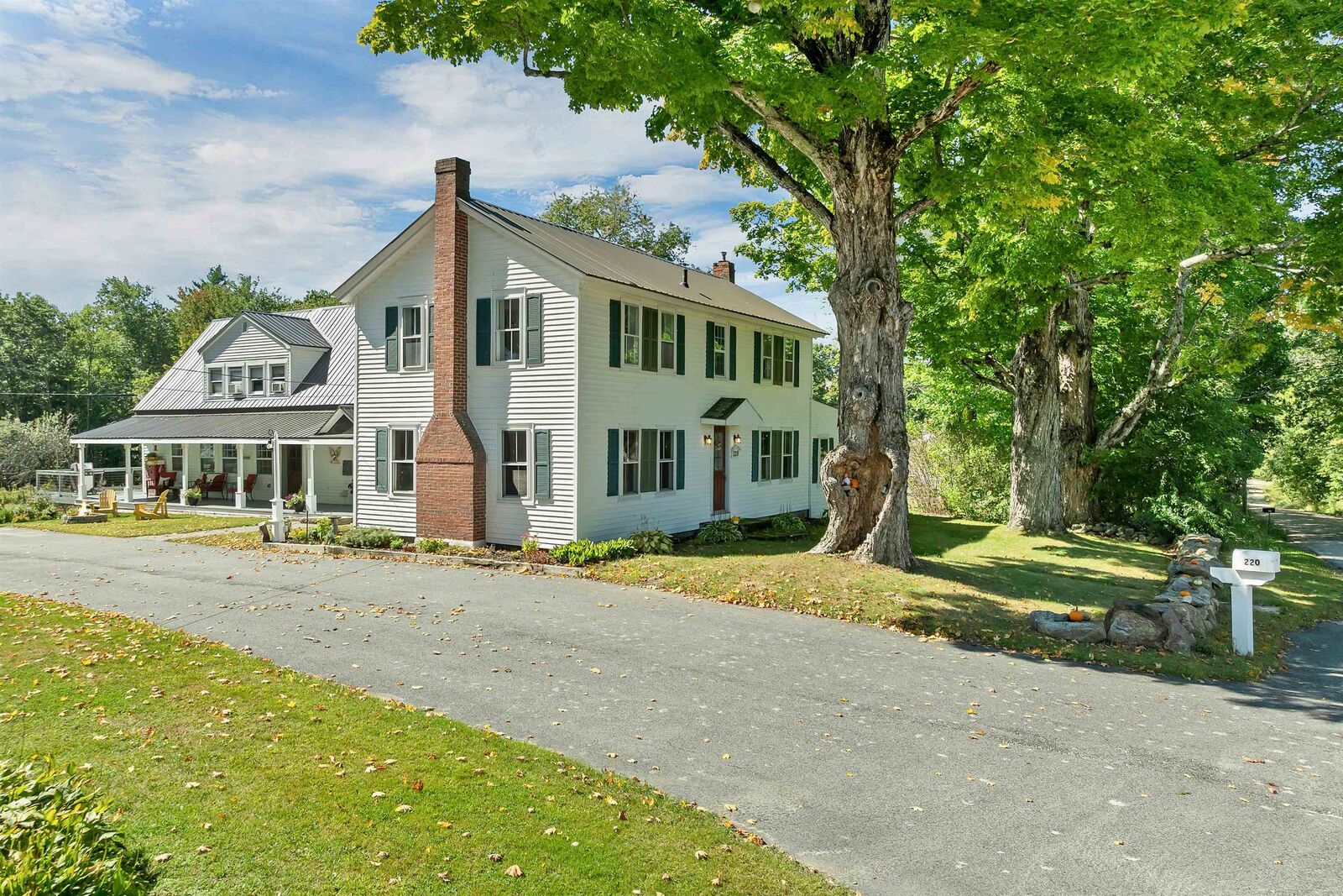Property Photo:  220 Stockbridge Corner Road  NH 03809 